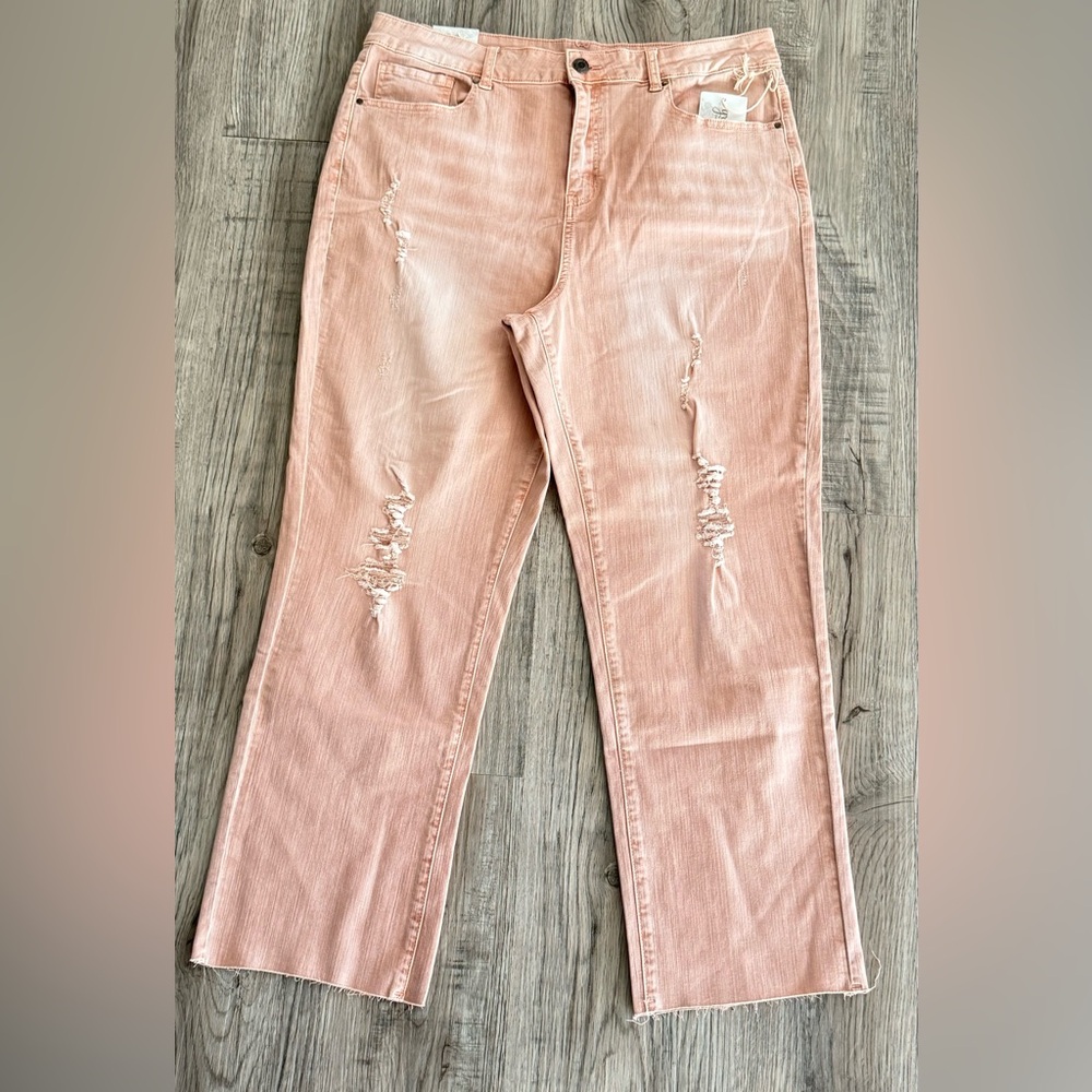 NWT Mel's Fave Distressed Cropped Straight Leg Denim Blush Size 16 Grace & Lace - Picture 4 of 8